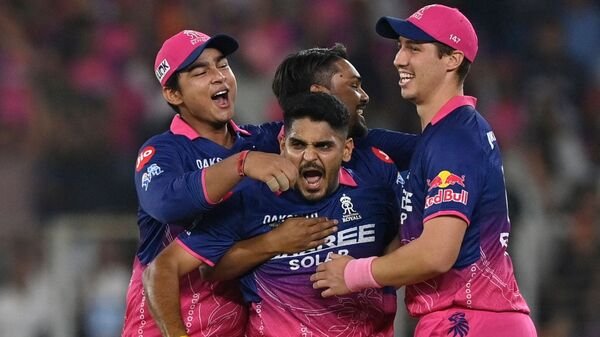 Yesterday, IPL 2026 match results: What happened in DC vs MI and GT vs RR clashes?