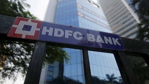 HDFC Bank moves past loan-to-deposit target, pivots to growth—but past glory remains distant